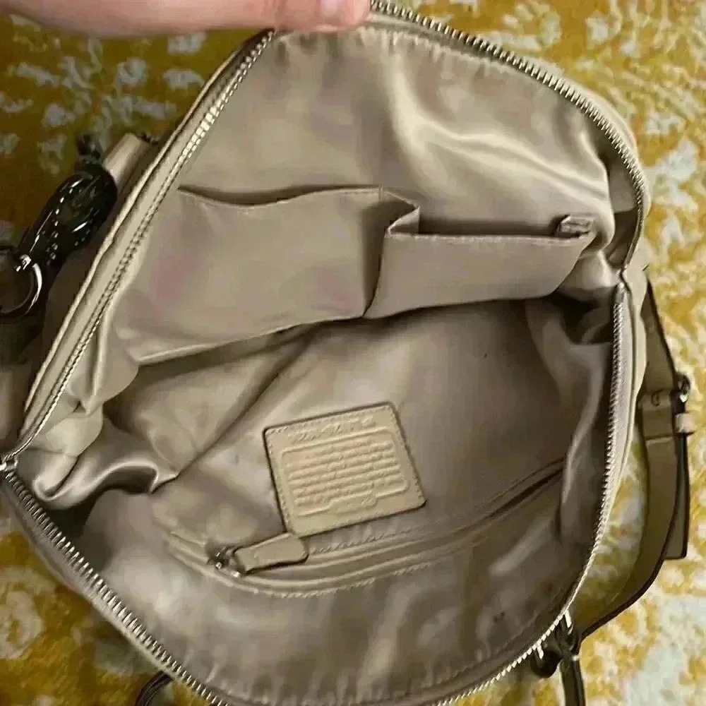 Coach leather shoulder bag purse - Picture 7 of 12